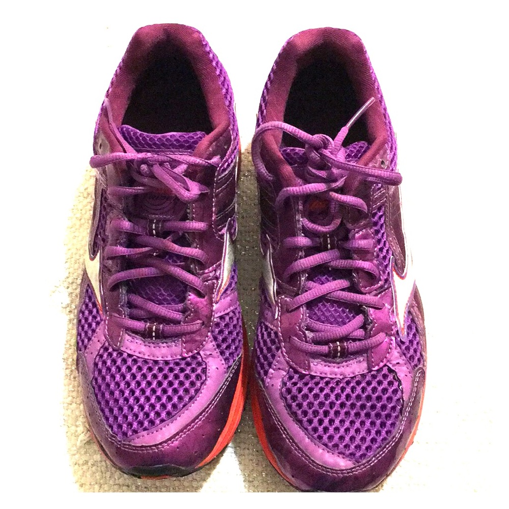 Mizuno wave rider 15